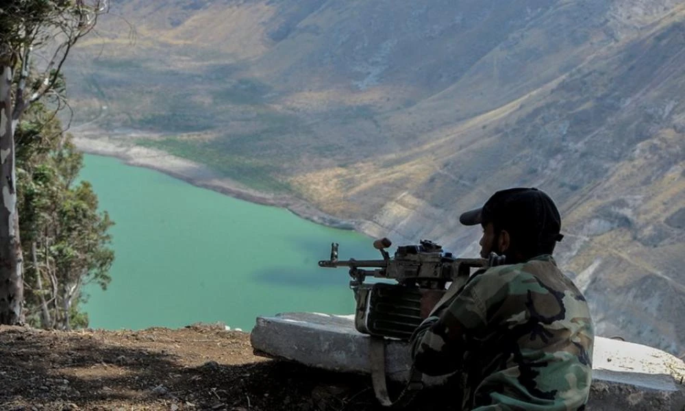 Συρία: 23 νεκροί σε συγκρούσεις μεταξύ τακτικού στρατού και ανταρτών